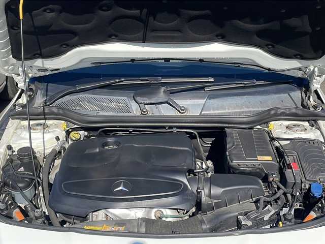 メルセデス・ベンツ ＣＬＡ１８０ AMGライン 福島県 2014(平26)年 8.3万km カルサイトホワイト ＡＭＧ　純ナビ　フルセグＴＶ　ＢＴ　ＢＳＭ　Ｄ席Ｐシート　前後Ｐセンサー　シートメモリ　追従クルコン　レーンキープ　ＥＣＯモード　ステリモ　電子Ｐ　純正フロアマット　黒革巻ステアリング　リモコンキー