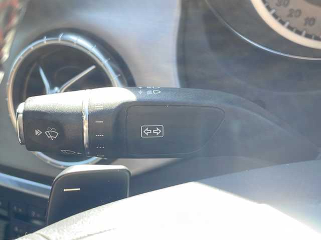 メルセデス・ベンツ ＣＬＡ１８０ AMGライン 福島県 2014(平26)年 8.3万km カルサイトホワイト ＡＭＧ　純ナビ　フルセグＴＶ　ＢＴ　ＢＳＭ　Ｄ席Ｐシート　前後Ｐセンサー　シートメモリ　追従クルコン　レーンキープ　ＥＣＯモード　ステリモ　電子Ｐ　純正フロアマット　黒革巻ステアリング　リモコンキー