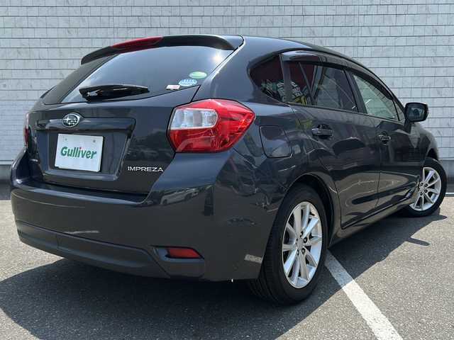 スバル インプレッサ スポーツ 2．0i アイサイト 秋田県 2013(平25)年 3.7万km ダークグレーメタリック ○4WD/○寒冷地仕様/○ストラーダナビ(BT/CD/DVD)/○フルセグTV/○ビルトインETC/○全車速追従機能付クルーズコントロール/○アイサイトver2/・プリクラッシュブレーキ/・AT誤発進抑制制御/・ふらつき警報/・車線逸脱警報/・先行車発進お知らせ/・ステレオカメラ/○ビークルダイナミクスコントロール/○オートライト/○オートエアコン/○本革巻きステアリング/○パドルシフト/○純正16インチアルミホイール/○リモコンキー/○イモビライザー