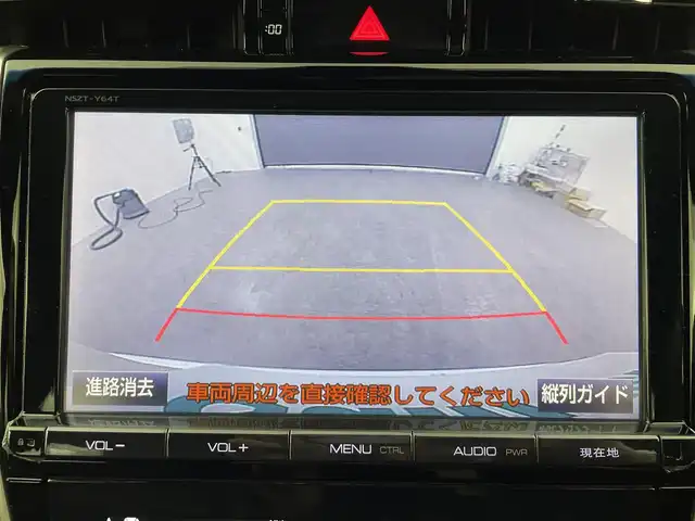 トヨタ ハリアー プレミアム 長崎県 2015(平27)年 13万km ホワイトパールクリスタルシャイン 純正ナビ/（CD/DVD/Bluetooth/フルセグ）/バックカメラ/ETC/純正LEDオートライト/純正フォグ/純正18インチアルミ/純正フロアマット/衝突被害軽減ブレーキ/レーンディパーチャーアラート/オートマチックハイビーム/レーダークルーズコントロールコントロール/パワーバックドア/パワーチルトステアリング/運転席パワーシート/ハーフレザーシート/スマートキー/プッシュエンジンスタート/保証書/取扱い説明書