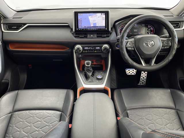 トヨタ ＲＡＶ４ アドベンチャー オフロードPKG 鹿児島県 2020(令2)年 5.4万km アーバンカーキ ワンオーナー/社外9インチナビ/（AM/FM/CD/DVD/Bluetooth)/ビルトインETC/バックカメラ/トヨタセーフティセンス/・プリクラッシュセーフティ/・レーントレーシングアシスト/・レーダークルーズコントロール/・オートマチックハイビーム/・ロードサインアシスト/・先行車発進告知機能/ルーフキャリア/置くだけ充電/D席パワーシート/パワーバックドア/デジタルインナーミラー/ステアリングスイッチ/LEDヘッドライト/スマートキー/プッシュスタート/禁煙車