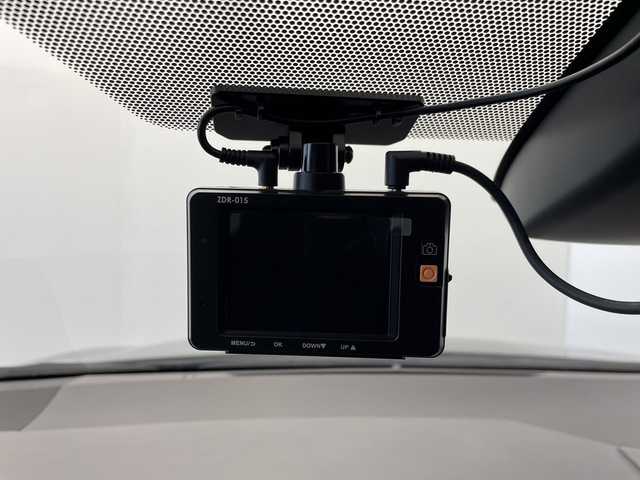 トヨタ カローラツーリング ハイブリッド S 群馬県 2020(令2)年 4.2万km 黒 純正７インチディスプレイオーディオ　アダプティブクルーズコントロール　レーンアシスト　アイドリングsトップ　バックカメラ　ビルトインETC　TVキャンセラー　スマートキー　前後コーナーセンサー