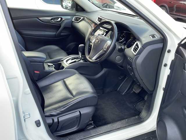 日産 エクストレイル 20X エマージェンシーブレーキ 青森県 2015(平27)年 6.6万km ブリリアントホワイトパール 4WD/純正コネクトナビ・フルセグTV/CD・DVD・Bluetooth/アラウンドビューモニター/前席シートヒーター/インテリジェントパーキングアシスト/エマージェンシーブレーキ/踏み間違い防止アシスト/レーンキープアシスト/クルーズコントロール/前後ソナー/ダウンヒルアシスト/OPパワーバックドア/ビルトインETC/LEDヘッドライト/フォグランプ/OPルーフレール/純正17インチアルミ
