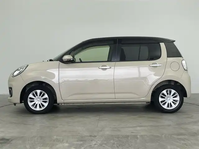 トヨタ パッソ モーダ　S 群馬県 2018(平30)年 2.3万km ブラックマイカメタリック/パウダリーベージュメタリック 2トーン 禁煙車　社外ナビ　バックカメラ　衝突軽減システム　コーナーセンサー　LEDヘッドライト　プッシュスタート　スマートキー　ABS　ドライブレコーダー　横滑り防止装置　アイドリングストップ　オートエアコン