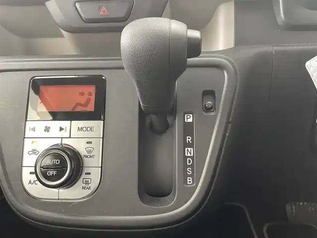 トヨタ パッソ モーダ　S 群馬県 2018(平30)年 2.3万km ブラックマイカメタリック/パウダリーベージュメタリック 2トーン 禁煙車　社外ナビ　バックカメラ　衝突軽減システム　コーナーセンサー　LEDヘッドライト　プッシュスタート　スマートキー　ABS　ドライブレコーダー　横滑り防止装置　アイドリングストップ　オートエアコン