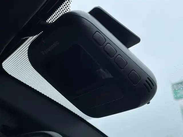 トヨタ Ｃ－ＨＲ S GRスポーツ 群馬県 2023(令5)年 2.3万km パールⅡ トヨタセーフティセンス/・プリクラッシュセーフティ/・レーダークルーズコントロール/・レーンディパーチャーアラート/・ブラインドスポットモニター/・ロードサインアシスト/・オートハイビーム/純正8インチディスプレイオーディオ（ナビ有）/　　Bluetooth/USB/FM/AM/Miracast/    AppleCarPlay/AndroidAuto/GR専用内装/パノラミックビューモニター/ハーフレザーシート/前席シートヒーター/オートLEDヘッドライト/フォグランプ/電動パーキングブレーキ/オートブレーキホールド/純正19AW/純正フロアマット/スマートキー2本/前方ドライブレコーダー/ビルドインETC2.0