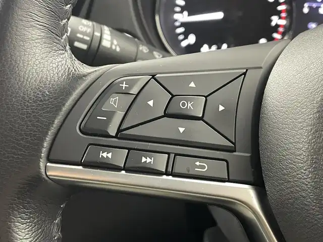 日産 エクストレイル モードプレミア i ハイコントラストインテリア 福島県 2018(平30)年 5.3万km ダイヤモンドブラック 360度セーフティアシスト/・衝突軽減/・踏み間違い防止/・ハイビームアシスト/・車線逸脱警報/・後退時車両検知/・ブラインドスポットモニター/・ダウンヒルアシスト/・クリアランスソナー/純正ナビ/・フルセグ/TV/BT/SD/USB/CD/DVD/BD/FM/AM/バックカメラ/・全方位カメラ/パワーバックドア/追従走行付きクルーズコントロール/LEDオートライト/・フォグライト/レザーシート/純正アルミホイール付きサマータイヤ/ETC/ドラレコ/電子パーキング/・ブレーキホールド/純正フロアマット/純正ドアバイザー/ウィンカーミラー/・電動格納ミラー/・ミラーヒーター/デジタルインナーミラー/プッシュスタート/・スマートキー/・スペアキー