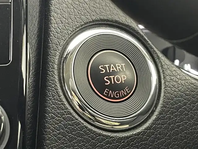 日産 エクストレイル モードプレミア i ハイコントラストインテリア 福島県 2018(平30)年 5.3万km ダイヤモンドブラック 360度セーフティアシスト/・衝突軽減/・踏み間違い防止/・ハイビームアシスト/・車線逸脱警報/・後退時車両検知/・ブラインドスポットモニター/・ダウンヒルアシスト/・クリアランスソナー/純正ナビ/・フルセグ/TV/BT/SD/USB/CD/DVD/BD/FM/AM/バックカメラ/・全方位カメラ/パワーバックドア/追従走行付きクルーズコントロール/LEDオートライト/・フォグライト/レザーシート/純正アルミホイール付きサマータイヤ/ETC/ドラレコ/電子パーキング/・ブレーキホールド/純正フロアマット/純正ドアバイザー/ウィンカーミラー/・電動格納ミラー/・ミラーヒーター/デジタルインナーミラー/プッシュスタート/・スマートキー/・スペアキー