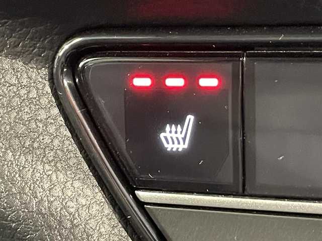 ホンダ ＺＲ－Ｖ ハイブリッド e:HEV Z 愛知県 2024(令6)年 1.1万km ミッドナイトブルービームM 純正９インチナビ　/(USB/AM/フルセグTV/Bluetooth/FM/CarPlay)/アラウンドビューモニター　/ホンダセンシング　/　　-衝突軽減ブレーキ/　　-誤発進抑制機能/　　-路線逸脱抑制機能/　　-アダプティブクルーズコントロール/　　-車線維持支援システム/　　-先行車発進お知らせ機能/　　-標識認識機能/　　-オートハイビーム/　　-ブラインドスポットモニター/電動バックドア　/ビルトインＥＴＣ２．０　/シートヒーター　/ステアリングヒーター　/ドライブレコーダー　/ワイヤレス充電　/ブラインドスポットモニター　/ＬＥＤヘッドライト/パワーシート/パドルシフト/ダウンヒルアシスト