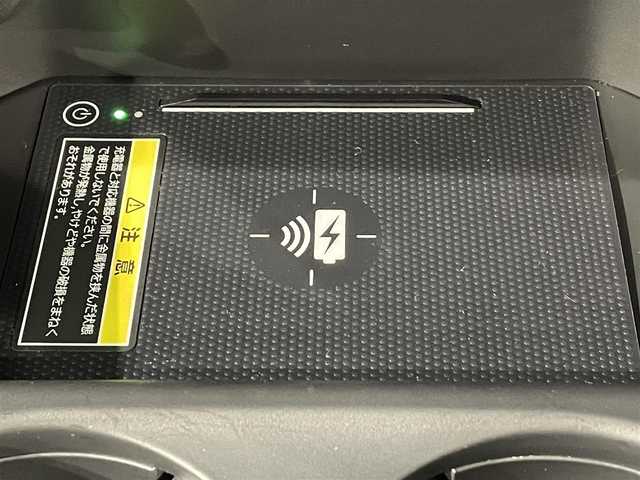 ホンダ ＺＲ－Ｖ ハイブリッド e:HEV Z 愛知県 2024(令6)年 1.1万km ミッドナイトブルービームM 純正９インチナビ　/(USB/AM/フルセグTV/Bluetooth/FM/CarPlay)/アラウンドビューモニター　/ホンダセンシング　/　　-衝突軽減ブレーキ/　　-誤発進抑制機能/　　-路線逸脱抑制機能/　　-アダプティブクルーズコントロール/　　-車線維持支援システム/　　-先行車発進お知らせ機能/　　-標識認識機能/　　-オートハイビーム/　　-ブラインドスポットモニター/電動バックドア　/ビルトインＥＴＣ２．０　/シートヒーター　/ステアリングヒーター　/ドライブレコーダー　/ワイヤレス充電　/ブラインドスポットモニター　/ＬＥＤヘッドライト/パワーシート/パドルシフト/ダウンヒルアシスト