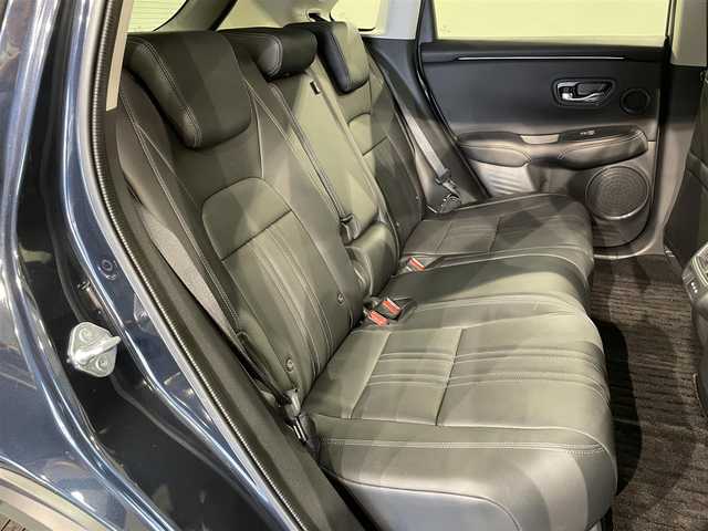 ホンダ ＺＲ－Ｖ ハイブリッド e:HEV Z 愛知県 2024(令6)年 1.1万km ミッドナイトブルービームM 純正９インチナビ　/(USB/AM/フルセグTV/Bluetooth/FM/CarPlay)/アラウンドビューモニター　/ホンダセンシング　/　　-衝突軽減ブレーキ/　　-誤発進抑制機能/　　-路線逸脱抑制機能/　　-アダプティブクルーズコントロール/　　-車線維持支援システム/　　-先行車発進お知らせ機能/　　-標識認識機能/　　-オートハイビーム/　　-ブラインドスポットモニター/電動バックドア　/ビルトインＥＴＣ２．０　/シートヒーター　/ステアリングヒーター　/ドライブレコーダー　/ワイヤレス充電　/ブラインドスポットモニター　/ＬＥＤヘッドライト/パワーシート/パドルシフト/ダウンヒルアシスト