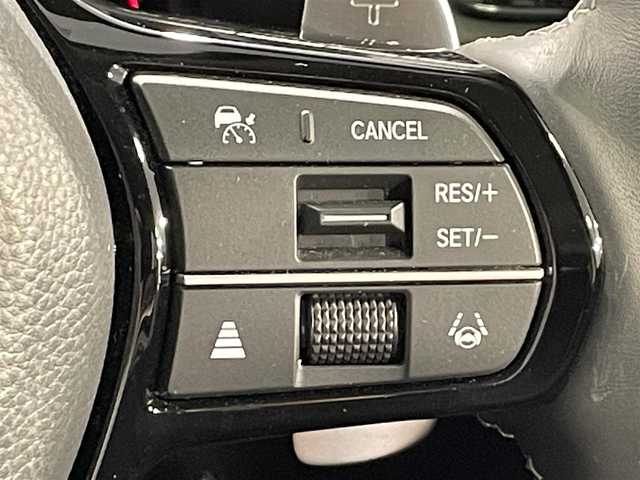 ホンダ ＺＲ－Ｖ ハイブリッド e:HEV Z 愛知県 2024(令6)年 1.1万km ミッドナイトブルービームM 純正９インチナビ　/(USB/AM/フルセグTV/Bluetooth/FM/CarPlay)/アラウンドビューモニター　/ホンダセンシング　/　　-衝突軽減ブレーキ/　　-誤発進抑制機能/　　-路線逸脱抑制機能/　　-アダプティブクルーズコントロール/　　-車線維持支援システム/　　-先行車発進お知らせ機能/　　-標識認識機能/　　-オートハイビーム/　　-ブラインドスポットモニター/電動バックドア　/ビルトインＥＴＣ２．０　/シートヒーター　/ステアリングヒーター　/ドライブレコーダー　/ワイヤレス充電　/ブラインドスポットモニター　/ＬＥＤヘッドライト/パワーシート/パドルシフト/ダウンヒルアシスト