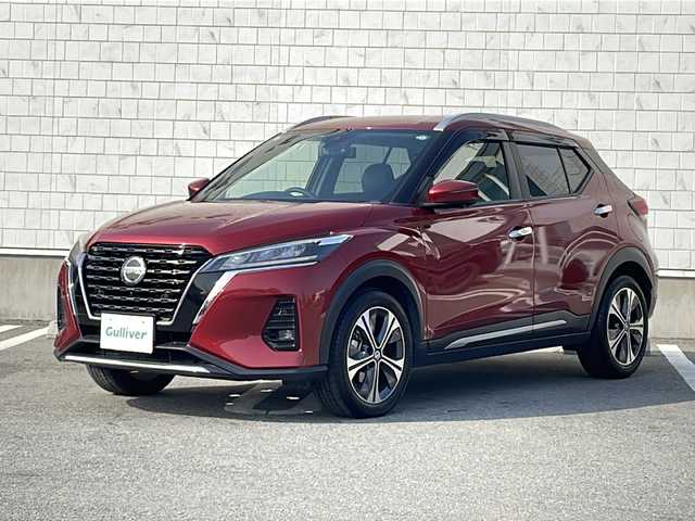 日産 キックス X 山形県 2020(令2)年 5.4万km ラディアントレッド 禁煙車/プロパイロット/３６０°セーフティアシスト/・インテリジェントエマージェンシーブレーキ/・ふらつき警報/・前方衝突予測警報/・標識検知機能/・側方運転支援/・後側方衝突防止支援システム/・アラウンドビューモニター/・踏み間違い衝突防止アシスト/・後退時車両検知警報/・インテリジェント ルームミラー/・エマージェンシーストップシグナル/ハーフレザーシート/純正ナビ(CD.DVD.SD.BT)/フルセグ/ビルトインETC/純正ドライブレコーダー/USB充電ポート/LEDヘッドライト/プッシュスタート/スマートキー