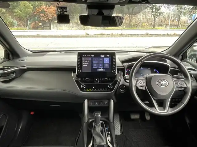 トヨタ カローラ クロス Z 大阪府 2022(令4)年 5.6万km アティチュードブラックマイカ /禁煙車//ワンオーナー//衝突被害軽減システム//純正ナビ機能付きディスプレイオーディオ//Bluetooth/Miracast/フルセグTV//全周囲カメラ//レーダークルーズコントロール//パワーバックドア//モデリスタエアロ//ブラインドスポットモニター//電動パーキングブレーキ//パーキングホールド//ハーフレザーシート//D席パワーシート//前席シートヒーター//ステアリングヒーター//ドライブレコーダー//純正ビルトインETC//ルーフレール//純正AW18インチ//コーナーセンサー//LEDヘッドライト//オートマチックハイビーム//ドアバイザー//スペアタイヤ1本車載