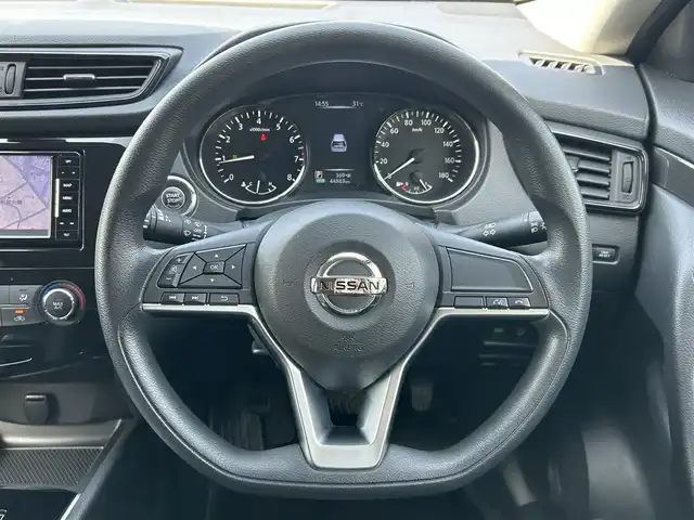 日産 エクストレイル 20S 静岡県 2017(平29)年 4.5万km ブリリアントホワイトパール ワンオーナー /パートタイム４ＷＤ/社外ナビ/（AM/FM/CD/DVD/BT)/フルセグＴＶ/バックカメラ/ＥＴＣ/純正ドライブレコーダー/ダウンヒルアシストコントロール/純正１７インチアルミホイール/カプロンシート/スマートキー/プッシュスタート/盗難防止装置/横滑り防止装置/衝突被害軽減システム/ＬＥＤヘッドライト/純正フロアマット/保証書/取扱説明書