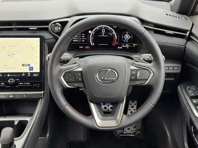レクサス ＬＢＸ モリゾウ RR 滋賀県 2025(令7)年 0.3万km パールⅡ ワンオーナー/マークレビンソン/コネクティッドナビ対応9.8インチディスプレイオーディオ/　フルセグ Bluetooth FM AM/パノラミックビューモニター/12.3インチTFT液晶式メーター/ブレーキキャリパー（レッド）/パワーバックドア/Lexus Safety System ＋/プリクラッシュセーフティ/レーンディパーチャーアラート［LDA］/レーントレーシングアシスト［LTA］/レーダークルーズコントロール（全車速追従機能付）/アダプティブハイビームシステム［AHS］/ドライバー異常時対応システム/ロードサインアシスト［RSA］/発進遅れ告知機能［TMN］/プロアクティブドライビングアシスト［PDA］/ドライブレコーダー（前後方）/ブラインドスポットモニター［BSM］/パドルシフト/カラーヘッドアップディスプレイ/純正19インチアルミ/純正フロアマット/スマートキー×2/カードキー/プッシュスタート/