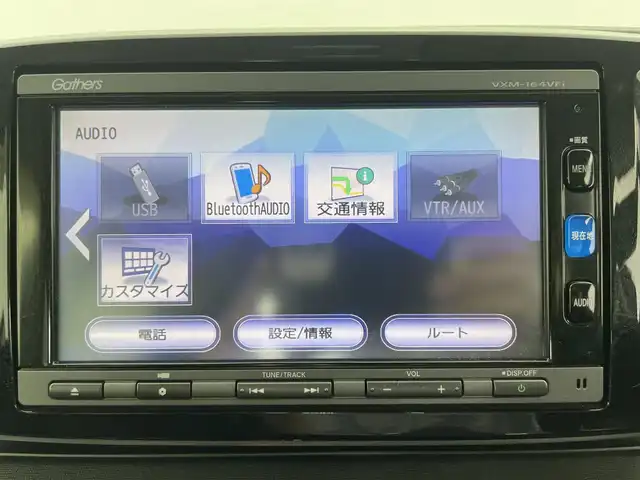 ホンダ Ｎ ＯＮＥ プレミアム 富山県 2016(平28)年 6.3万km プレミアムホワイトパールⅡ 純正ナビ（AM/FM/DVD/BT/フルセグ）/バックカメラ/ETC/ハーフレザーシート/横滑り防止装置/純正アルミホイール/純正フロアマット/電動格納ミラー/革巻きステアリング/ステアリングスイッチ/社外アルミホイール付冬タイヤ積載有/スマートキー/スペアキー
