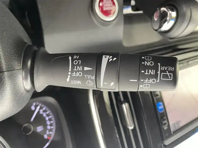 ホンダ Ｎ ＯＮＥ プレミアム 富山県 2016(平28)年 6.3万km プレミアムホワイトパールⅡ 純正ナビ（AM/FM/DVD/BT/フルセグ）/バックカメラ/ETC/ハーフレザーシート/横滑り防止装置/純正アルミホイール/純正フロアマット/電動格納ミラー/革巻きステアリング/ステアリングスイッチ/社外アルミホイール付冬タイヤ積載有/スマートキー/スペアキー
