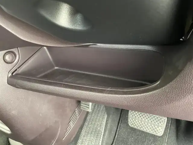 ホンダ Ｎ ＯＮＥ プレミアム 富山県 2016(平28)年 6.3万km プレミアムホワイトパールⅡ 純正ナビ（AM/FM/DVD/BT/フルセグ）/バックカメラ/ETC/ハーフレザーシート/横滑り防止装置/純正アルミホイール/純正フロアマット/電動格納ミラー/革巻きステアリング/ステアリングスイッチ/社外アルミホイール付冬タイヤ積載有/スマートキー/スペアキー