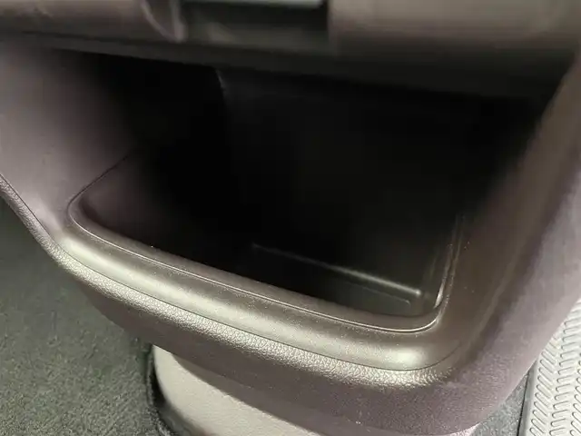 ホンダ Ｎ ＯＮＥ プレミアム 富山県 2016(平28)年 6.3万km プレミアムホワイトパールⅡ 純正ナビ（AM/FM/DVD/BT/フルセグ）/バックカメラ/ETC/ハーフレザーシート/横滑り防止装置/純正アルミホイール/純正フロアマット/電動格納ミラー/革巻きステアリング/ステアリングスイッチ/社外アルミホイール付冬タイヤ積載有/スマートキー/スペアキー