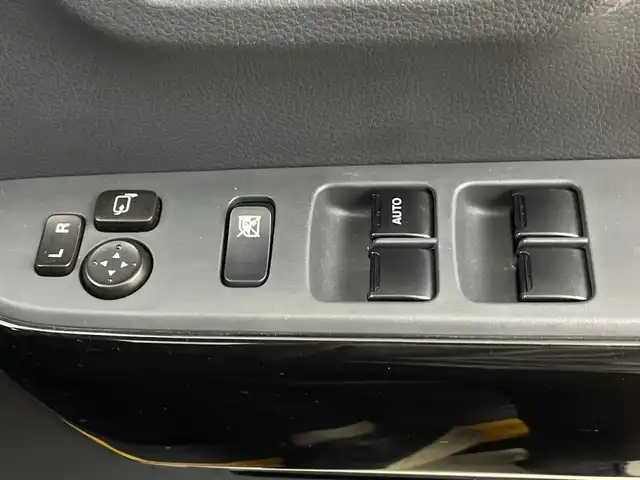 スズキ ハスラー Jスタイル 鹿児島県 2015(平27)年 5.4万km アクティブイエロー/ブラック2トーンルーフ 純正メモリナビ/(BT/CD/DVD/AM/FM/フルセグTV)/全方位カメラ/バックカメラ/前席シートヒーター/革巻きステアリング/ステアリングスイッチ/衝突軽減ブレーキ/レーンキープアシスト/ハーフレザーシート/ETC/アイドリングストップ/純正15インチアルミホイール/純正フロアマット/ベンチシート/スペアキー/保証書/取扱説明書