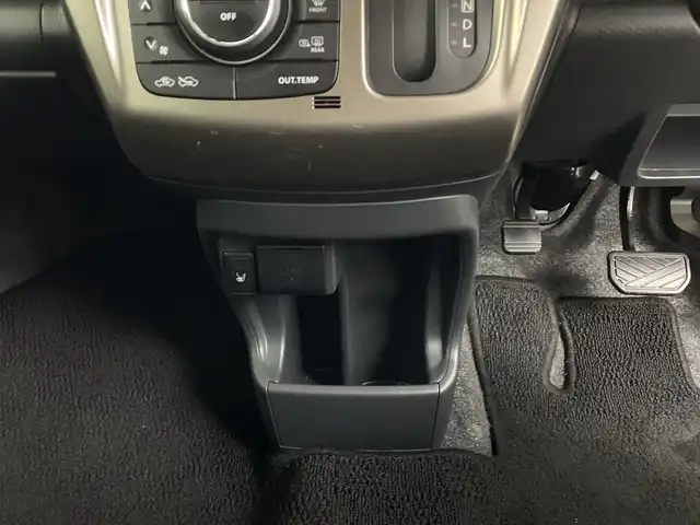 スズキ ハスラー Jスタイル 鹿児島県 2015(平27)年 5.4万km アクティブイエロー/ブラック2トーンルーフ 純正メモリナビ/(BT/CD/DVD/AM/FM/フルセグTV)/全方位カメラ/バックカメラ/前席シートヒーター/革巻きステアリング/ステアリングスイッチ/衝突軽減ブレーキ/レーンキープアシスト/ハーフレザーシート/ETC/アイドリングストップ/純正15インチアルミホイール/純正フロアマット/ベンチシート/スペアキー/保証書/取扱説明書