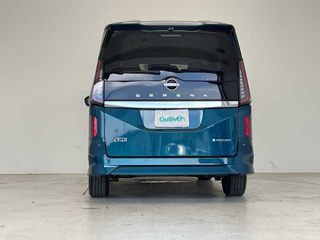 日産 セレナ e－パワー ハイウェイスター V 愛知県 2024(令6)年 0.2万km ミディアムブルーメタリック プロパイロット/純正12.3型ディズプレイオーディオナビ/フリップダウンモニター/全方位カメラ/両側パワースライドドア/レーダークルーズコントロール/バックカメラ/ハンズフリースライドドア/コーナーセンサー/純正アルミホイール/ETC2.0/ブラインドスポットモニター/LEDヘッドライト/インテリジェントミラー/リアオートエアコン/ドライブレコーダー/衝突軽減システム/フルセグ/Bluetooth/ワイヤレス充電器/ステアリングスイッチ/スマートキー/プッシュスタート
