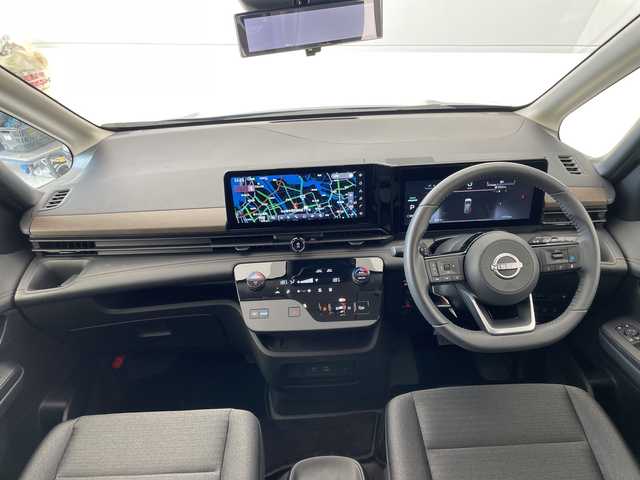 日産 セレナ e－パワー ハイウェイスター V 愛知県 2024(令6)年 0.2万km ミディアムブルーメタリック プロパイロット/純正12.3型ディズプレイオーディオナビ/フリップダウンモニター/全方位カメラ/両側パワースライドドア/レーダークルーズコントロール/バックカメラ/ハンズフリースライドドア/コーナーセンサー/純正アルミホイール/ETC2.0/ブラインドスポットモニター/LEDヘッドライト/インテリジェントミラー/リアオートエアコン/ドライブレコーダー/衝突軽減システム/フルセグ/Bluetooth/ワイヤレス充電器/ステアリングスイッチ/スマートキー/プッシュスタート