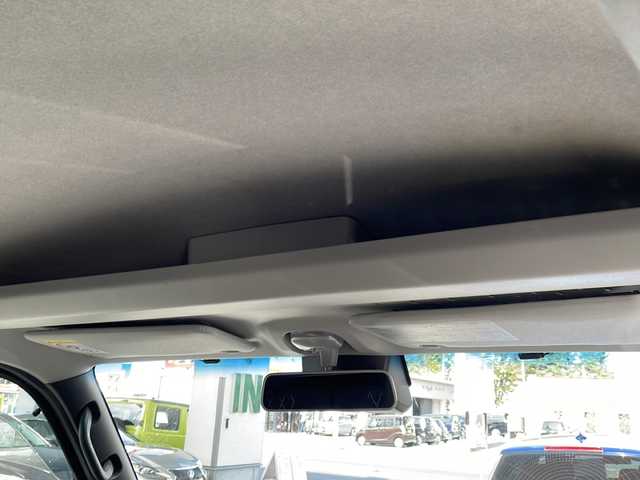 ダイハツ アトレー バン RS 道東・釧路十勝 2022(令4)年 5.5万km ブラックマイカメタリック ・４WD/・社外ディスプレイオーディオ/AMFM/Bluetooth//AppleCarPlay/AndroidAuto/・バックカメラ/・アダプティブクルーズコントロール/・車線逸脱警報/・衝突被害軽減システム/・誤発進抑制機能/・前後クリアランスソナー/・オートマチックハイビーム/・LEDヘッドランプ/・先行車発進告知/・標識検知機能/・両側ワンタッチパワースライドドア/・リアヒーター/・オーバーヘッドシェルフ/・純正ホイールキャップ/・スタッドレスタイヤ＋スチールW車載/・スペアキー1本/・保証書/・取扱説明書