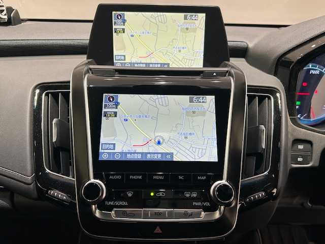 トヨタ クラウン ハイブリッド RS 宮城県 2019(令1)年 1.3万km リッチレッドクリスタルシャインガラスフレーク Toyota safety sense/・プリクラッシュセーフティ/・オートマチックハイビーム/・アダプティブハイビームシステム/・ロードサインアシスト/・先行車発進告知機能/・レーントレーシング/・レーダークルーズコントロール/・ブラインド・スポット・モニタリング/・パノラミックビューモニター/TransLog 2/SOSボタン/メーカーオプション純正SDナビ/純正ビルドインETC2.0 /DVD再生機能/ドライブレコーダー/バックカメラ/フルセグテレビ/Bluetooth/ヘッドアップディスプレイ/前後コーナーセンサー/パワーシート/シートヒーター/ハンドルヒーター/純正フロアマット/純正LEDヘッドライト/純正アルミホイール/アイドリングストップ/オートライト/ドアバイザー/プッシュスタート/ウィンカーミラー