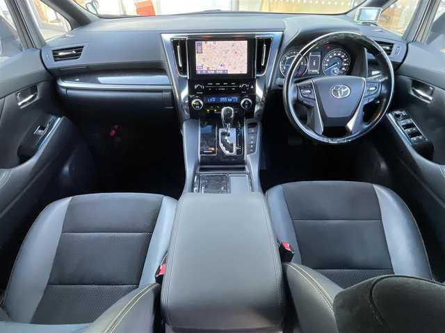 トヨタ アルファードハイブリット S タイプゴールド 道東・釧路十勝 2021(令3)年 8.4万km ホワイトパールクリスタルシャイン ワンオーナー/フロントモデリスタエアロ/メモリナビ/ワンセグテレビ/バックカメラ/フリップダウンモニター/ウィンカーミラー/クルーズコントロール/ドアバイザー/両側パワースライドドア/ETC/ウィンカーミラー/スタッドレスタイヤ車載/ドライブレコーダー/スペアキー1個