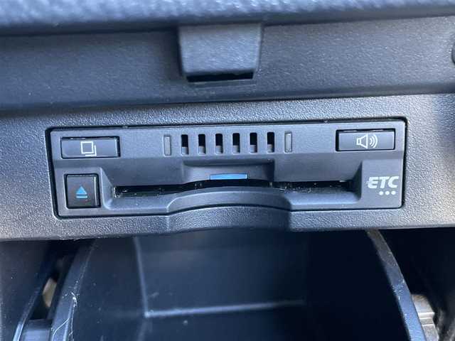 トヨタ アルファードハイブリット S タイプゴールド 道東・釧路十勝 2021(令3)年 8.4万km ホワイトパールクリスタルシャイン ワンオーナー/フロントモデリスタエアロ/メモリナビ/ワンセグテレビ/バックカメラ/フリップダウンモニター/ウィンカーミラー/クルーズコントロール/ドアバイザー/両側パワースライドドア/ETC/ウィンカーミラー/スタッドレスタイヤ車載/ドライブレコーダー/スペアキー1個