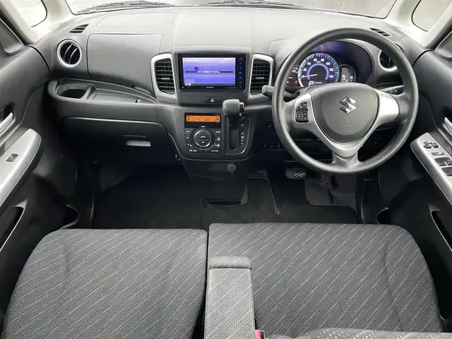 スズキ スペーシア G リミテッド 長野県 2017(平29)年 5.3万km ピュアホワイトP ４WD/社外ナビ/・Bluetooth/CD/DVD/TV/社外ETC/純正フロアマット/前席シートヒーター/片側パワースライドドア/社外14インチAW/ドアバイザー/電格ミラー/取り扱い説明書/保証書