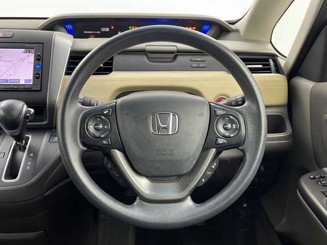 ホンダ フリード G ホンダセンシング 栃木県 2016(平28)年 9.1万km コバルトブルーパール 禁煙車/純正メモリーナビ/・CD/DVD/SD/iPod/BT/フルセグ/ホンダセンシング/・衝突軽減ブレーキ/・レーンキープアシスト/・レーダークルーズコントロール/・先行車発進お知らせ/両側電動スライドドア/ビルトインETC/純正マット/電動格納ミラー/保証書/取扱説明書