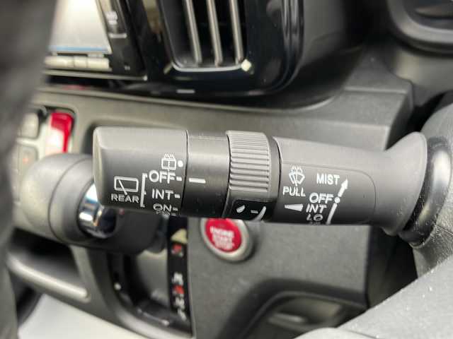 ホンダ Ｎ ＯＮＥ プレミアム 山形県 2018(平30)年 2.5万km シャイニンググレーM 純正メモリナビ【VXM-184VFi】/（フルセグ/Bluetooth/DVD/SD/USB）/バックカメラ/クルーズコントロール/ハーフレザーシート/前席シートヒーター/革巻きステアリング/ステアリングスイッチ/ウィンカーミラー/HIDヘッドライト/フォグランプ/ビルトインETC/フロアマット/ドアバイザー/スマートキー×2/プッシュスタート/社外スタッドレスAWセット積込
