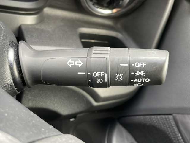 ホンダ Ｎ ＯＮＥ プレミアム 山形県 2018(平30)年 2.5万km シャイニンググレーM 純正メモリナビ【VXM-184VFi】/（フルセグ/Bluetooth/DVD/SD/USB）/バックカメラ/クルーズコントロール/ハーフレザーシート/前席シートヒーター/革巻きステアリング/ステアリングスイッチ/ウィンカーミラー/HIDヘッドライト/フォグランプ/ビルトインETC/フロアマット/ドアバイザー/スマートキー×2/プッシュスタート/社外スタッドレスAWセット積込