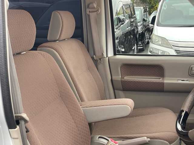 スズキ エブリイ ジョイン ターボ 千葉県 2011(平23)年 11万km シルキーシルバーメタリック ディスプレイオーディオ　前後ミラードラレコ　ＥＴＣ　ＵＳＢ　外コンビハンドル　エブリィワゴン用バンパー　外サス　外ＨＩＤ　５ＭＴ　ターボ　ハイルーフ　キーレス　電動格納ミラー　最大積載量３５０ｋｇ