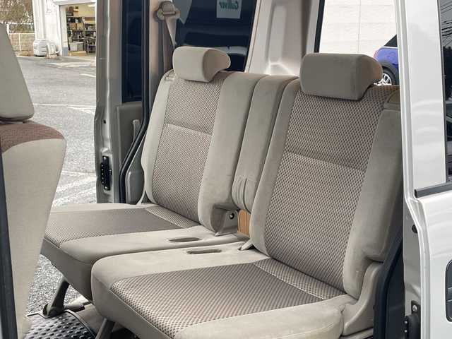 スズキ エブリイ ジョイン ターボ 千葉県 2011(平23)年 11万km シルキーシルバーメタリック ディスプレイオーディオ　前後ミラードラレコ　ＥＴＣ　ＵＳＢ　外コンビハンドル　エブリィワゴン用バンパー　外サス　外ＨＩＤ　５ＭＴ　ターボ　ハイルーフ　キーレス　電動格納ミラー　最大積載量３５０ｋｇ