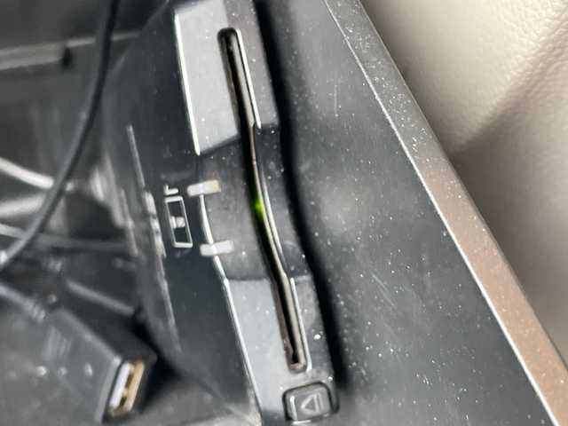 スズキ エブリイ ジョイン ターボ 千葉県 2011(平23)年 11万km シルキーシルバーメタリック ディスプレイオーディオ　前後ミラードラレコ　ＥＴＣ　ＵＳＢ　外コンビハンドル　エブリィワゴン用バンパー　外サス　外ＨＩＤ　５ＭＴ　ターボ　ハイルーフ　キーレス　電動格納ミラー　最大積載量３５０ｋｇ