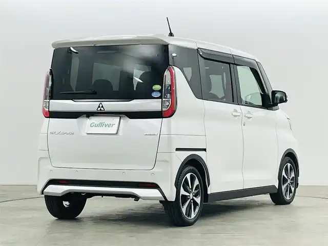 三菱 ｅＫクロススペース G プラスエディション 福島県 2021(令3)年 6.1万km シルキーホワイト e-Assist/・衝突被害軽減ブレーキシステム/・踏み間違い衝突防止アシスト/・車線逸脱警報システム/・オートマチックハイビーム/・先行車発進通知/・標識検知機能/・エマージェンシーストップ/・シグナルシステム/・オートライトコント/・ロールマルチアラウンドモニター/純正ナビゲーション/・型式：MM320D-LM/・Bluetooth/TV/CD/DVD/SD/USB/AUX/AM・FM/・バックカメラ/360°カメラ/・ETC/両側パワースライドドア/純正フロアマット/ドアバイザー/電動格納ウィンカーミラー/プッシュスタート/・スマートキー/革巻きステアリング/・ステアリングスイッチ