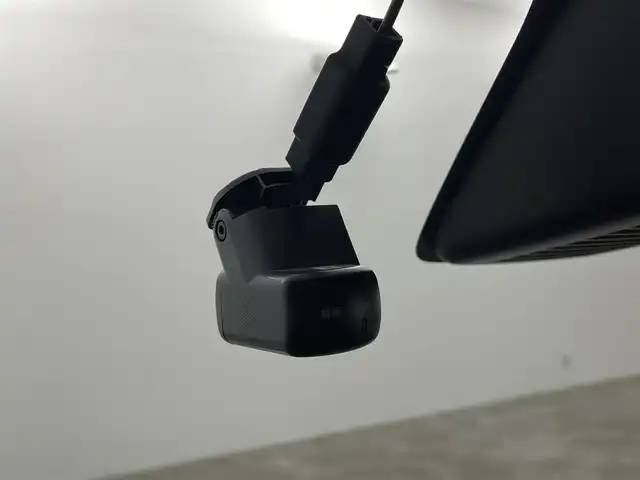 三菱 ｅＫクロススペース G プラスエディション 福島県 2021(令3)年 6.1万km シルキーホワイト e-Assist/・衝突被害軽減ブレーキシステム/・踏み間違い衝突防止アシスト/・車線逸脱警報システム/・オートマチックハイビーム/・先行車発進通知/・標識検知機能/・エマージェンシーストップ/・シグナルシステム/・オートライトコント/・ロールマルチアラウンドモニター/純正ナビゲーション/・型式：MM320D-LM/・Bluetooth/TV/CD/DVD/SD/USB/AUX/AM・FM/・バックカメラ/360°カメラ/・ETC/両側パワースライドドア/純正フロアマット/ドアバイザー/電動格納ウィンカーミラー/プッシュスタート/・スマートキー/革巻きステアリング/・ステアリングスイッチ