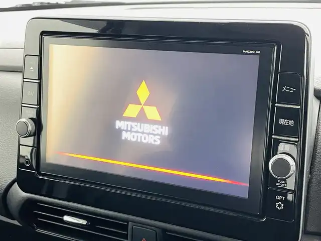 三菱 ｅＫクロススペース G プラスエディション 福島県 2021(令3)年 6.1万km シルキーホワイト e-Assist/・衝突被害軽減ブレーキシステム/・踏み間違い衝突防止アシスト/・車線逸脱警報システム/・オートマチックハイビーム/・先行車発進通知/・標識検知機能/・エマージェンシーストップ/・シグナルシステム/・オートライトコント/・ロールマルチアラウンドモニター/純正ナビゲーション/・型式：MM320D-LM/・Bluetooth/TV/CD/DVD/SD/USB/AUX/AM・FM/・バックカメラ/360°カメラ/・ETC/両側パワースライドドア/純正フロアマット/ドアバイザー/電動格納ウィンカーミラー/プッシュスタート/・スマートキー/革巻きステアリング/・ステアリングスイッチ