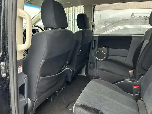 三菱 デリカＤ：５ シャモニー 道南・函館 2009(平21)年 13.4万km ディープブラックマイカ /純正ナビ//フルセグTV//CD・DVD・HDD//夏冬タイヤ//純正エンジンスターター//バックカメラ//サイドカメラ//純正フリップダウンモニター//両側パワースライドドア//前席シートヒーター//スマートキー