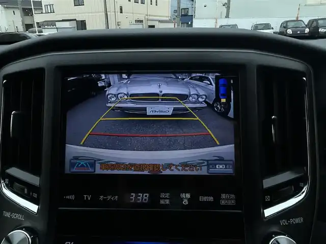 トヨタ クラウン ハイブリッド アスリートS ブラックスタイル 群馬県 2014(平26)年 6.3万km ホワイトパールクリスタルシャイン 純正ナビ(FM・AM/DVD)/Bluetooth接続/フルセグテレビ/ビルトインETC/クルーズコントロール(追従走行あり)/全方位ドライブレコーダー/横滑り防止装置/バックカメラ/コーナーセンサー(前後)/オートライト/LEDヘッドライト/電格ミラー/ダブルエアバック/カーテンエアバック/純正レザーシート/D+Nパワーシート/スマートキー×2/プッシュスタート/純正アルミホイール/MODELLISTAマフラー4本/取扱説明書/保証書