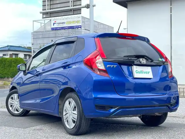 ホンダ フィット 13G L ホンダセンシング 千葉県 2019(令1)年 2.9万km ブリリアントスポーティブルーメタリック2トーン Honda SENSING/・衝突軽減ブレーキ/・誤発進抑制機能/・歩行者事故低減ステアリング/・路外逸脱抑制機能/・アダプティブ・クルーズ・コントロール/・車線維持支援システム/・先行車発進お知らせ機能/純正ナビ/・CD/ラジオ/TV/BTオーディオ/バックカメラ/アイドリングストップ/ETC/LEDヘッドランプ/保証書/取扱説明書/スペアキー