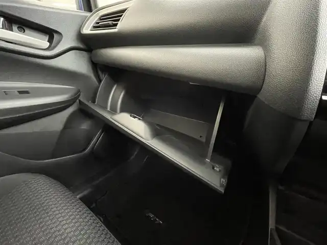 ホンダ フィット 13G L ホンダセンシング 千葉県 2019(令1)年 2.9万km ブリリアントスポーティブルーメタリック2トーン Honda SENSING/・衝突軽減ブレーキ/・誤発進抑制機能/・歩行者事故低減ステアリング/・路外逸脱抑制機能/・アダプティブ・クルーズ・コントロール/・車線維持支援システム/・先行車発進お知らせ機能/純正ナビ/・CD/ラジオ/TV/BTオーディオ/バックカメラ/アイドリングストップ/ETC/LEDヘッドランプ/保証書/取扱説明書/スペアキー