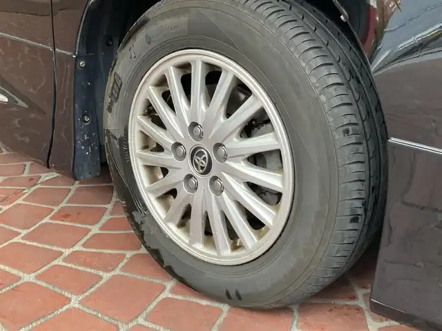 トヨタ ヴォクシー ハイブリッド V 神奈川県 2016(平28)年 12.2万km ブラック ワンオーナー/新車保証書/取扱説明書/スマートキー/スペアキー/純正ナビ・フルセグTV/CD・DVDビデオ・Bluetooth/バックカメラ/フリップダウンモニター/ビルトインETC/両側パワースライドドア/クルーズコントロール/前席シートヒーター/LEDヘッドライト/モデリスタエアロ/純正15インチアルミホイール