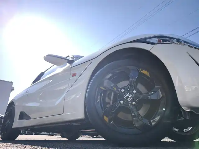 ホンダ Ｓ６６０ β 熊本県 2016(平28)年 6.8万km プレミアムスターホワイトP 純正ディスプレイオーディオ/【Bluetooth/HDMI/USB】/バックカメラ/衝突軽減システム/デジタルインナーミラー/オートLEDライト/ウィンカーミラー/純正前15/後16インチAW/ドライブレコーダー/ETC/純正フロアマット/プッシュスタート/スマートキー/横滑り防止装置/ABS/盗難防止装置/保証書/取扱説明書