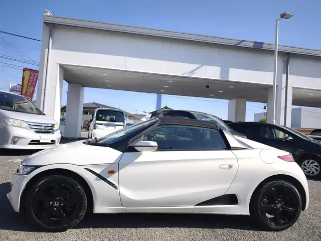 ホンダ Ｓ６６０ β 熊本県 2016(平28)年 6.8万km プレミアムスターホワイトP 純正ディスプレイオーディオ/【Bluetooth/HDMI/USB】/バックカメラ/衝突軽減システム/デジタルインナーミラー/オートLEDライト/ウィンカーミラー/純正前15/後16インチAW/ドライブレコーダー/ETC/純正フロアマット/プッシュスタート/スマートキー/横滑り防止装置/ABS/盗難防止装置/保証書/取扱説明書