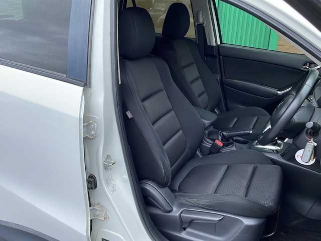 マツダ ＣＸ－５ 20S 岐阜県 2014(平26)年 7.7万km クリスタルホワイトパールマイカ 禁煙車/純正SDナビ/AM/FM/CD/DVD/BT/AUX/フルセグTV/バックカメラ/クルーズコントロール/衝突軽減ブレーキ/トラクションコントロールシステム/istop/ヘッドライトレベライザー/オートライト/ステアリングスイッチ/AC/トノカバー/スタッドレスAWセット積込